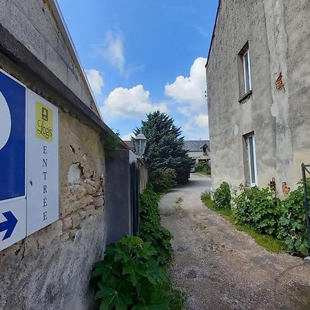 Logis Hotel & Restaurant Du Chemin Des Dames Corbeny Bagian luar foto