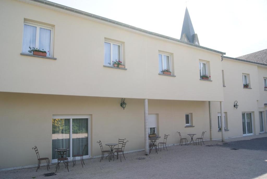 Logis Hotel & Restaurant Du Chemin Des Dames Corbeny Bagian luar foto