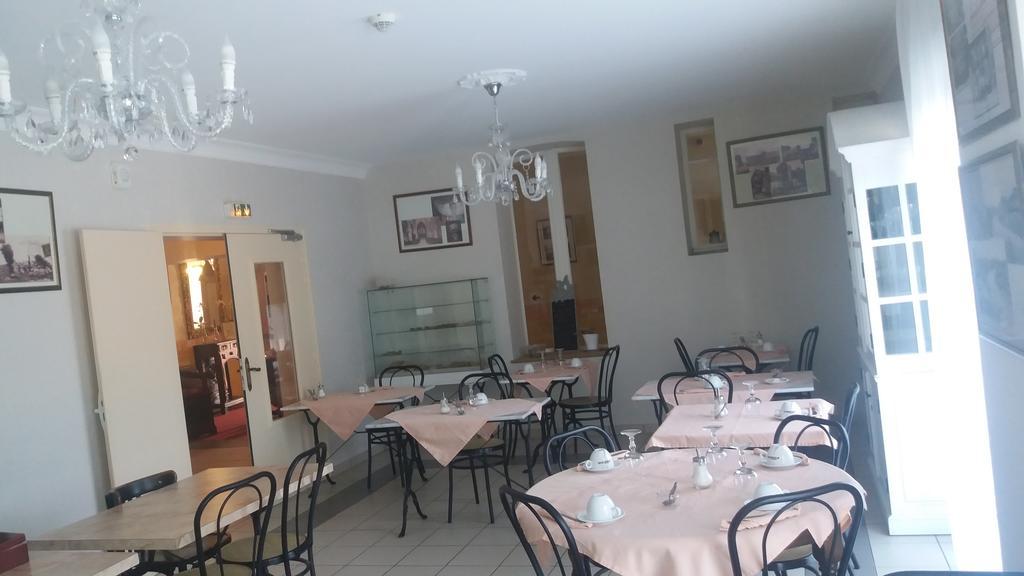 Logis Hotel & Restaurant Du Chemin Des Dames Corbeny Bagian luar foto